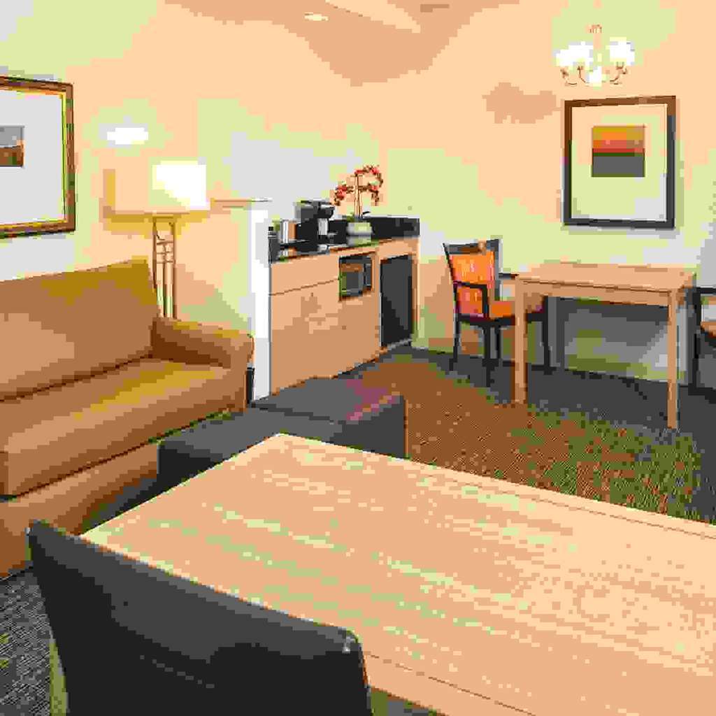 Doubletree By Hilton Olympia Hotel Room photo